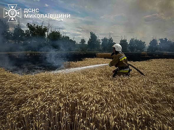 За сутки в Николаевской области ликвидировали 11 пожаров За сутки в Николаевской области ликвидировали 11 пожаров