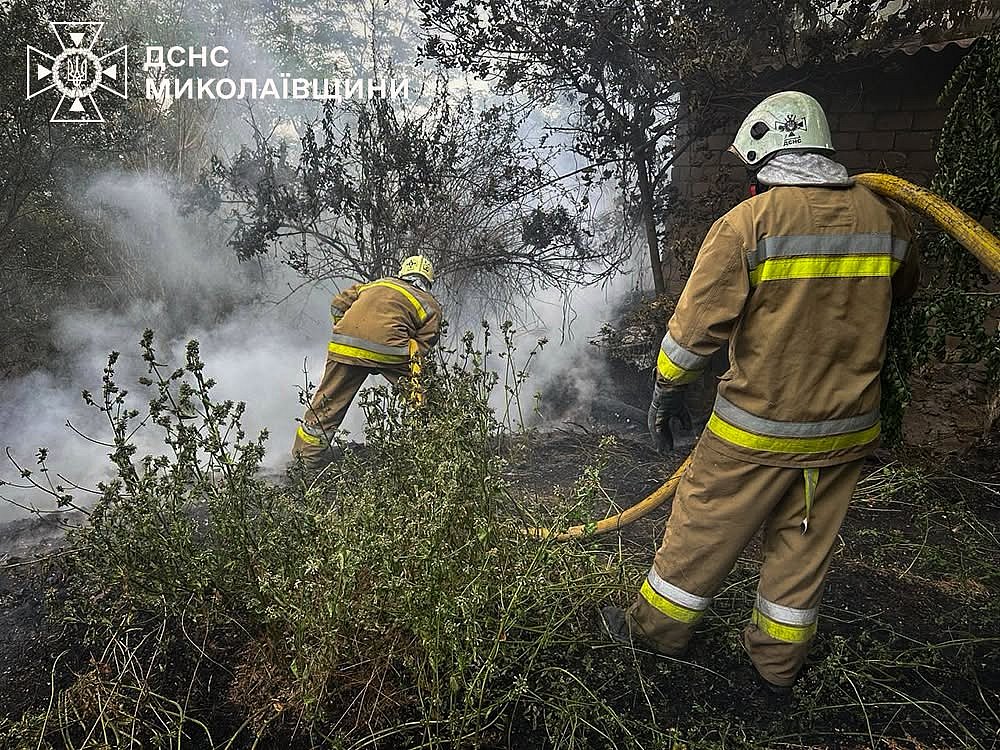 За сутки в Николаевской области ликвидировали 11 пожаров За сутки в Николаевской области ликвидировали 11 пожаров