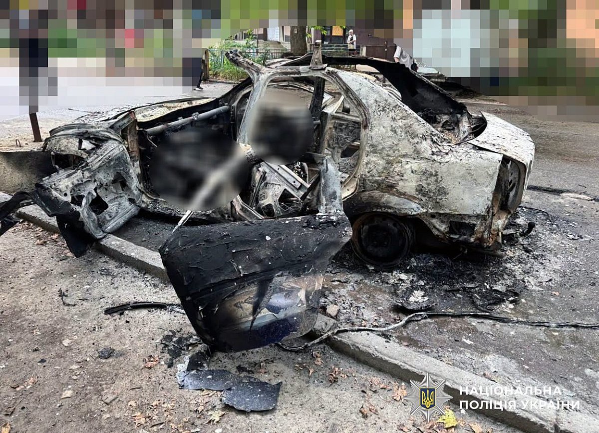 Два погибших и 39 раненых: полиция рассказала о последствиях обстрелов Херсонской области (фото) Два погибших и 39 раненых: полиция рассказала о последствиях обстрелов Херсонской области (фото)