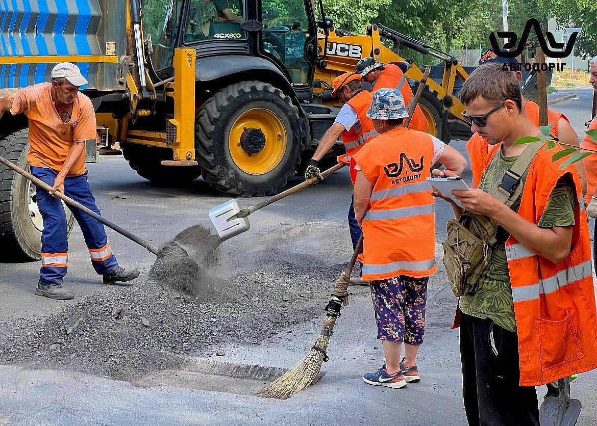 В Николаеве обновили дорожное покрытие на трех улицах В Николаеве обновили дорожное покрытие на трех улицах