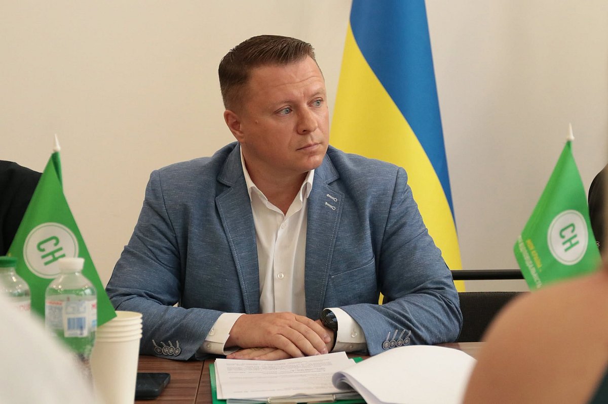 Збори обласної організації партії «Слуга Народу» підтримали кадрові зміни Збори обласної організації партії «Слуга Народу» підтримали кадрові зміни