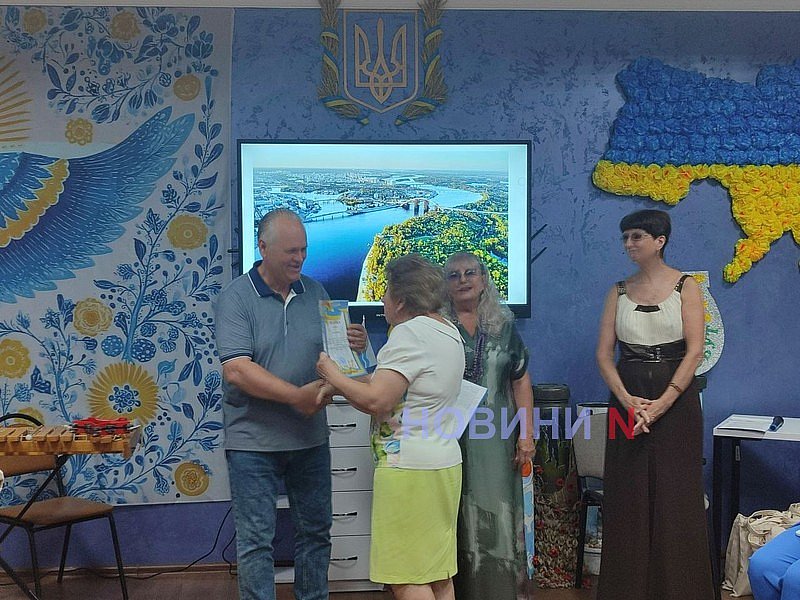 В Николаевском Университете третьего возраста состоялся «крылатый» выпускной В Николаевском Университете третьего возраста состоялся «крылатый» выпускной