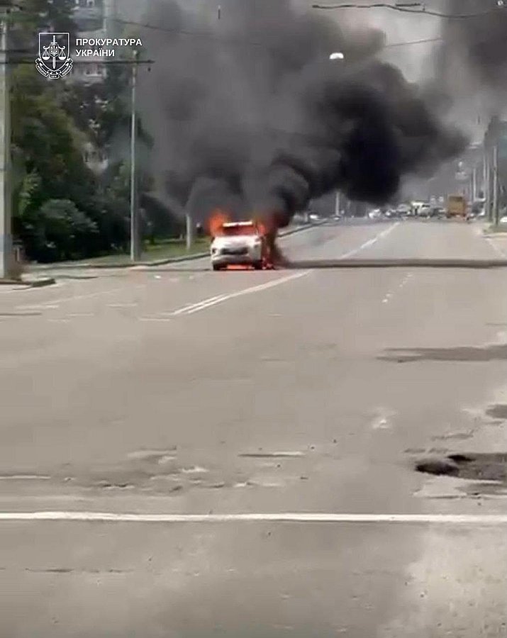Атака КАБами по Сумам: число погибших возросло (фото, видео 18+) Атака КАБами по Сумам: число погибших возросло (фото, видео 18+)