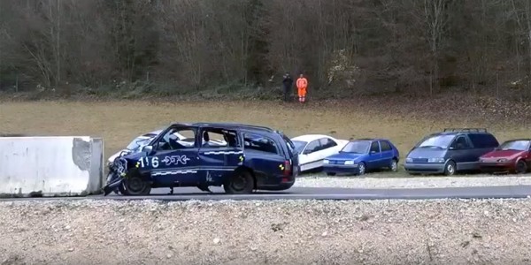 Швейцарцы показали последствия аварий на 200 километрах в час