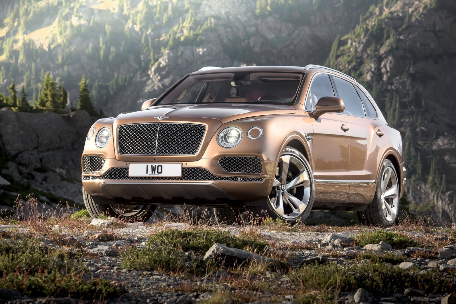 Показан самый крутой внедорожник в мире Bentley Bentayga