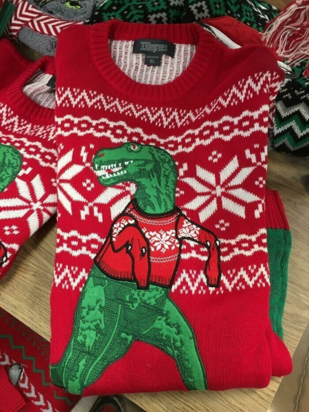 20 забавных свитеров, без которых Рождество было бы не таким веселым