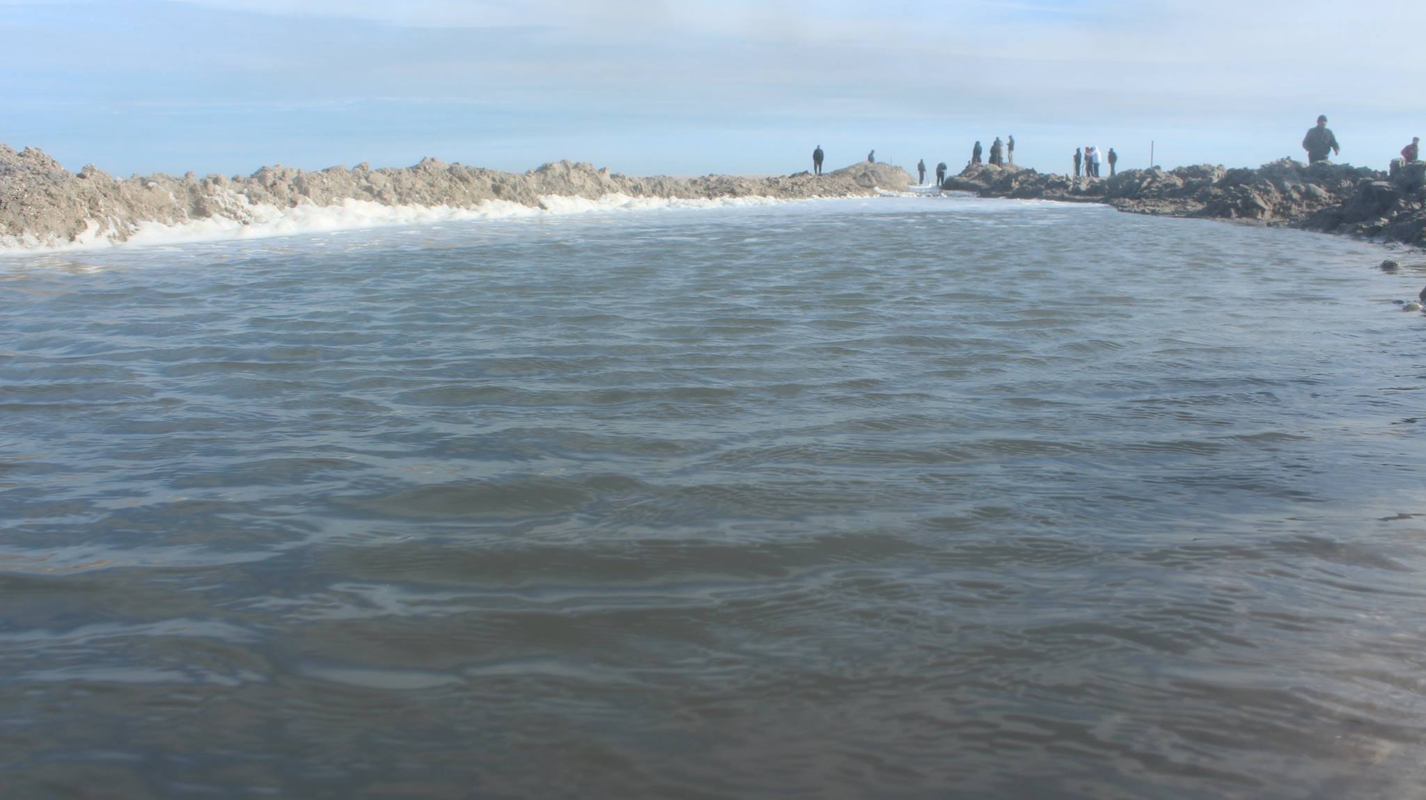 В Одесской области лиман соединили с морем (фото)