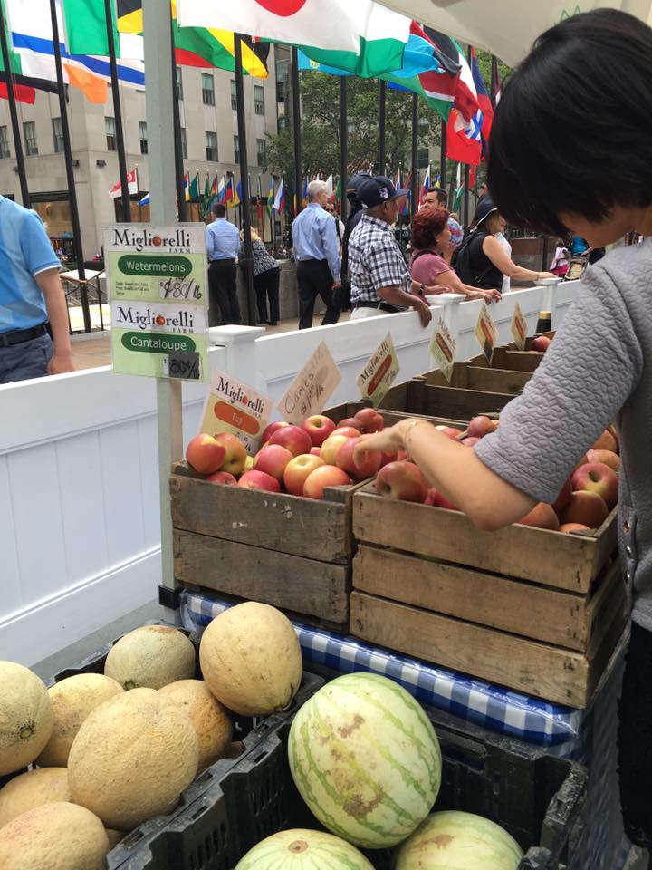 Как выглядит обычный фермерский рынок в Нью-Йорке. ФОТО