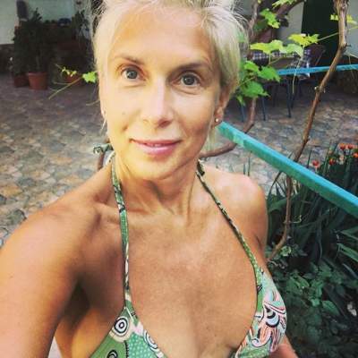 55-летняя Алёна Свиридова удивила фигурой в бикини
