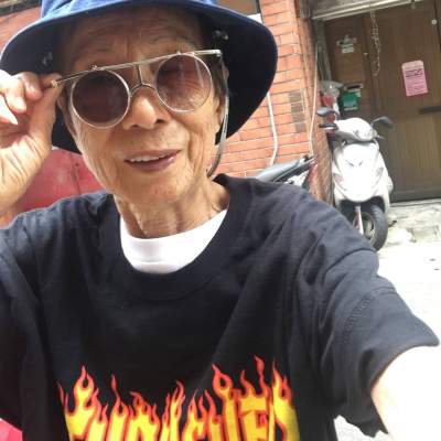 88-летняя модница покорила Instagram. Фото