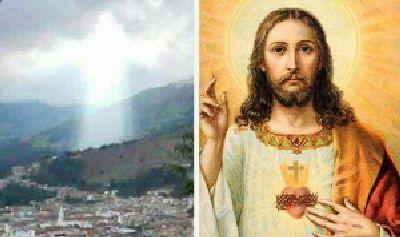 Фигура Иисуса Христа появилась в небе над Колумбией после смертельного оползня  