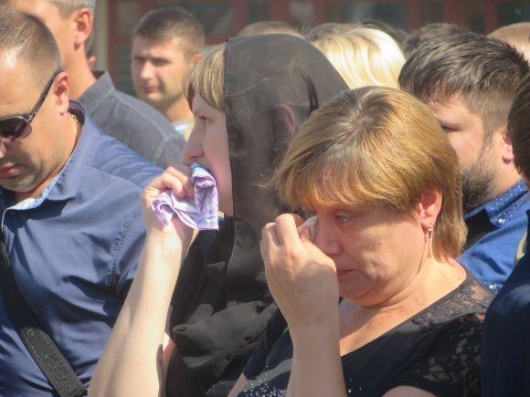 В Хмельницком простились с погибшим на Донбассе полковником Нацгвардии: опубликованы фото