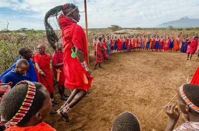 "Дикие" свадебные обычаи африканских племен. Фото