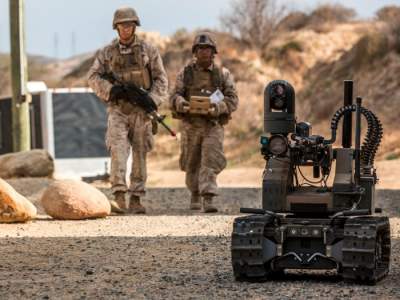 Боевые роботы, которые уже используют военные. Фото