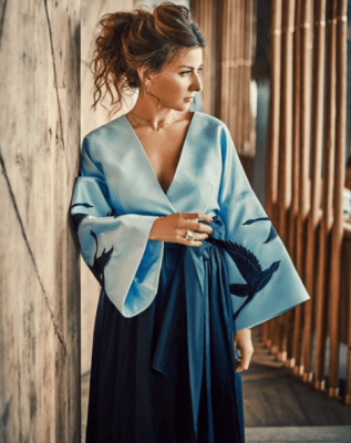Жанна Бадоева покрасовалась в стильном кимоно