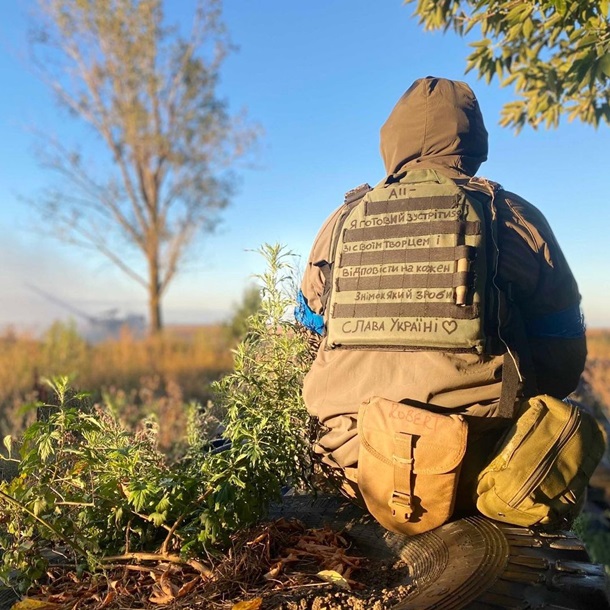 Племінник Кеннеді став на захист України на фронті (ФОТО) Племінник Кеннеді став на захист України на фронті (ФОТО)