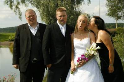 Смешные фотографии из серии "Это свадьба, детка"