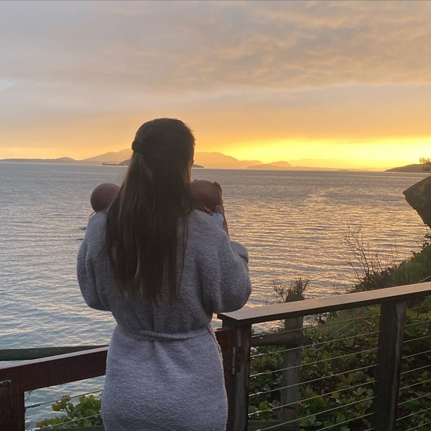 Зірка Малятко на мільйон у 48 років вперше стала матір'ю (ФОТО) Зірка Малятко на мільйон у 48 років вперше стала матір'ю (ФОТО)