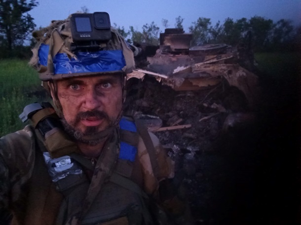 Олег Сенцов показал фото с фронта (ФОТО) Олег Сенцов показал фото с фронта (ФОТО)