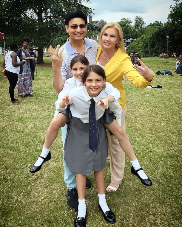 Камалия поделилась кадрами с детьми и бывшим мужем  Камалия поделилась кадрами с детьми и бывшим мужем