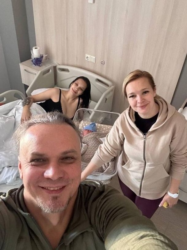 Учасник гурту ТНМК вперше став дідусем Учасник гурту ТНМК вперше став дідусем