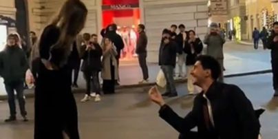 Публічне романтичне освідчення у Римі пішло не за планом: що сталося (відео)