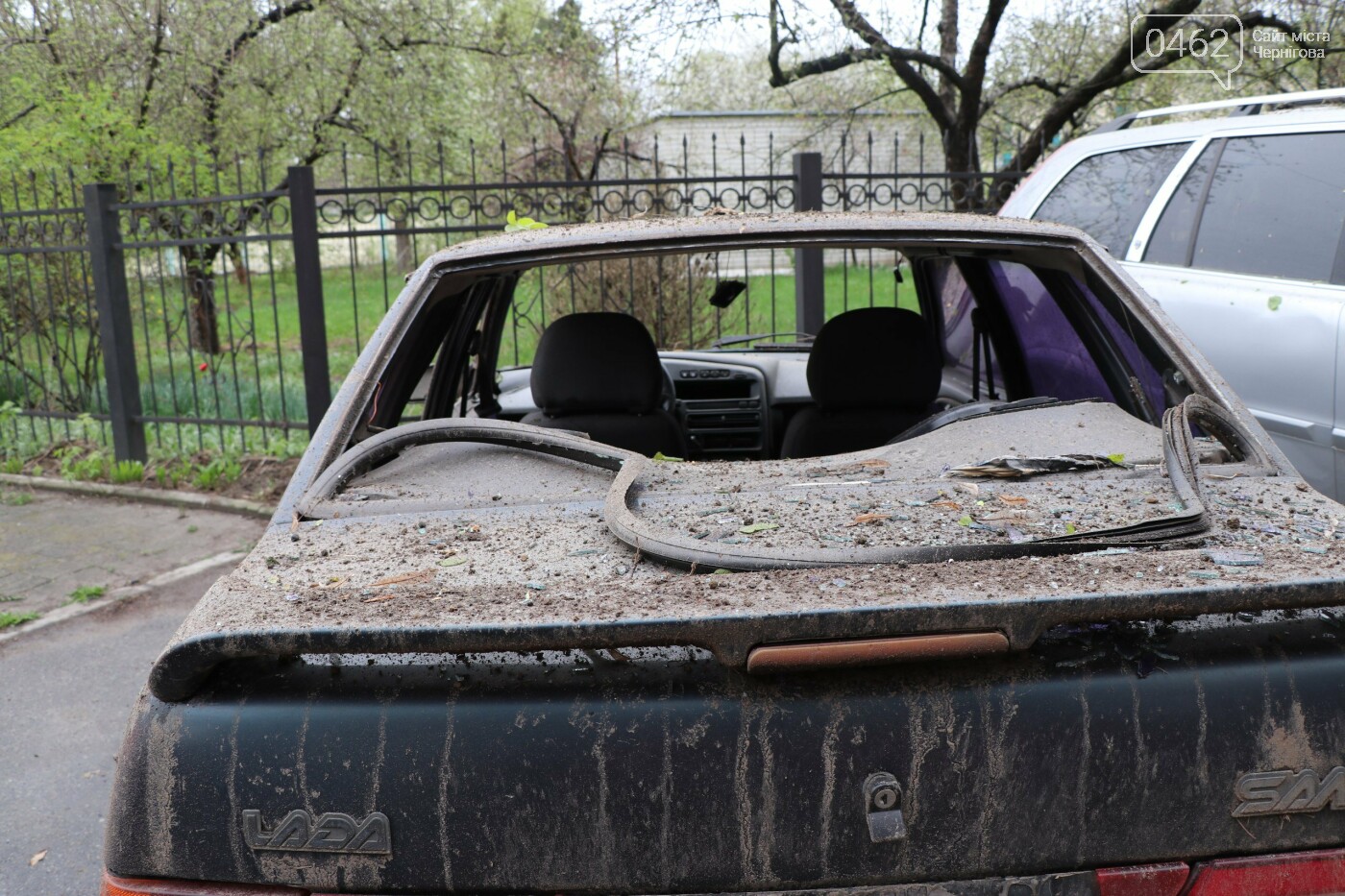 Ракетний удар по Чернігову: фото з постраждалого району