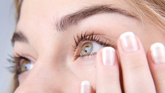 Що робити якщо втрачаєш зір на одному оці: причини та ознаки