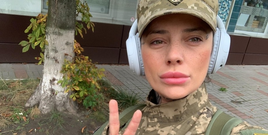 Шура "Ялта" Рязанцева Шура "Ялта" Рязанцева, стилістка зеленського, померла рязанцева