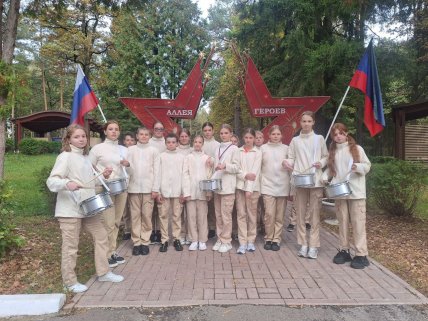 \"Своїх\" практично не лишилося. Як живе зараз в окупації Маріуполь (фото, відео) \"Своїх\" практично не лишилося. Як живе зараз в окупації Маріуполь (фото, відео)