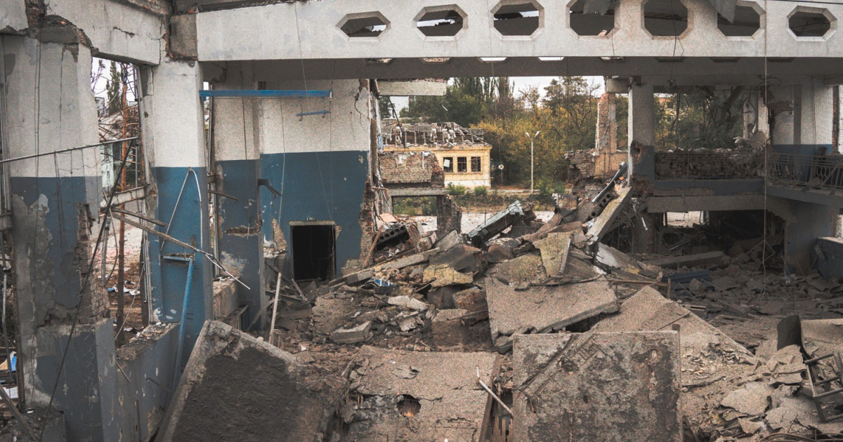 Як виглядає зруйнованний росіянами спорткомплекс у Курахово, де тренувалися олімпійці  Як виглядає зруйнованний росіянами спорткомплекс у Курахово, де тренувалися олімпійці