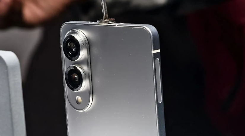 Samsung представила ультратонкий Galaxy S25 Edge Samsung представила ультратонкий Galaxy S25 Edge