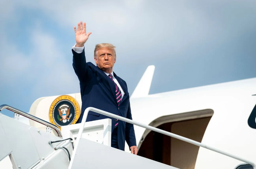 Трамп прибув до Саудівської Аравії з першим великим візитом Трамп прибув до Саудівської Аравії з першим великим візитом