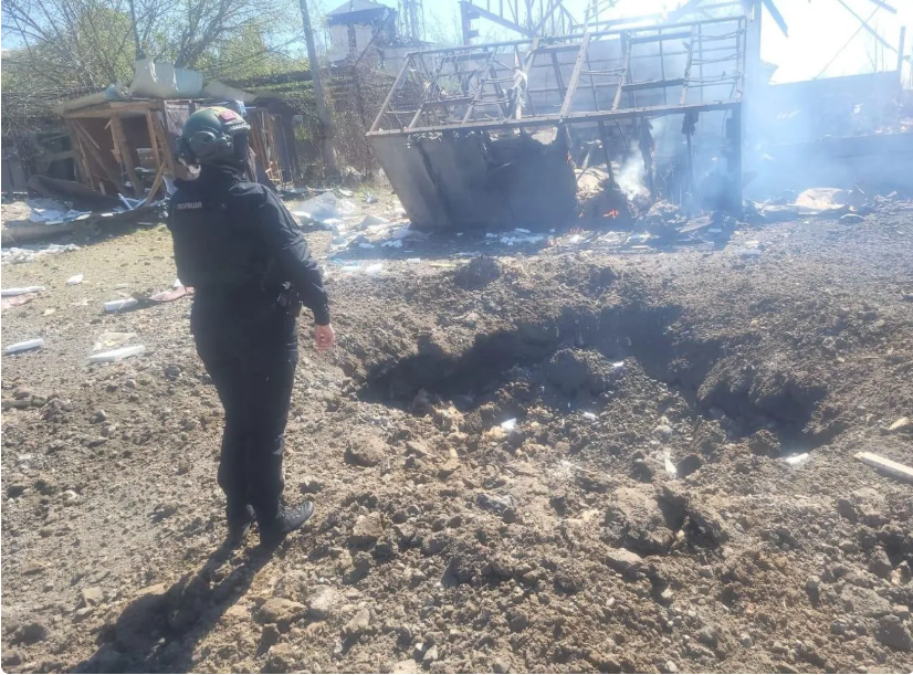 Ворог 420 разів обстріляв Сумщину впродовж 8–11 травня - ОВА Ворог 420 разів обстріляв Сумщину впродовж 8–11 травня - ОВА