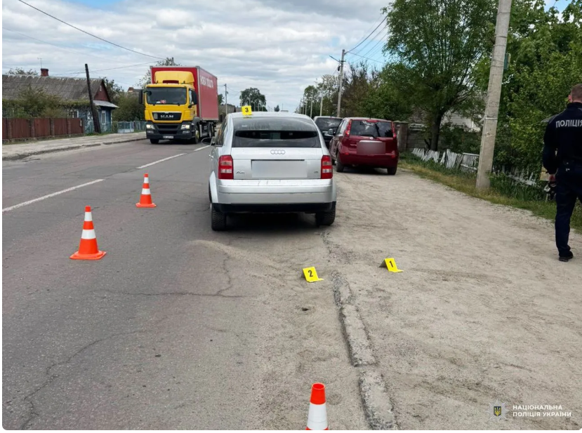 Наїхав на поліцейського, який перевіряв документи: на Рівненщині чоловіку повідомили про підозру Наїхав на поліцейського, який перевіряв документи: на Рівненщині чоловіку повідомили про підозру