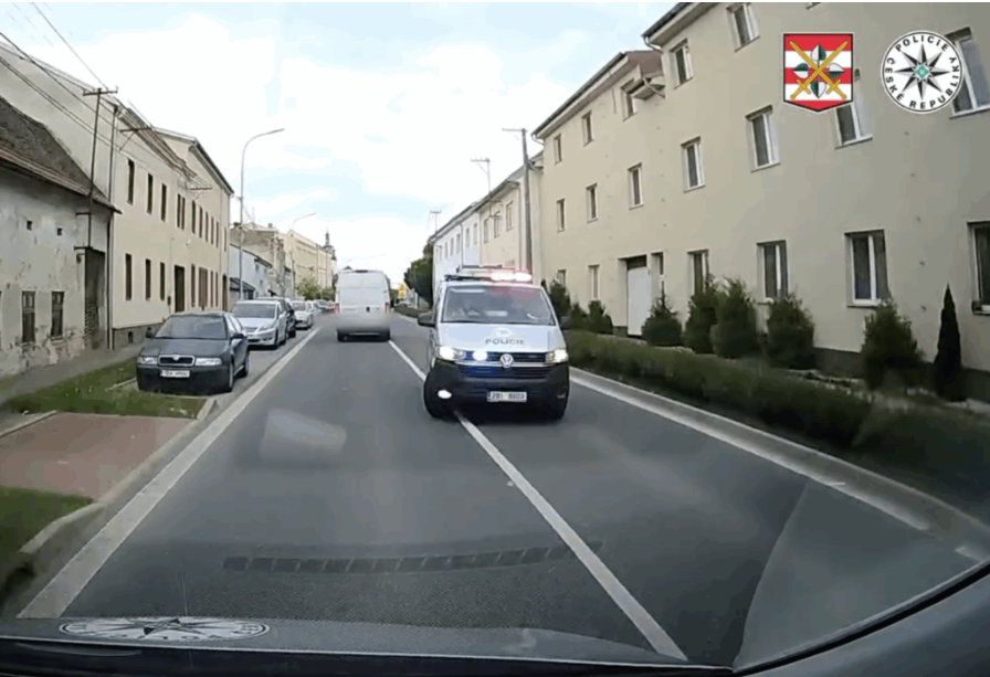 У Чехії затримали іноземця з викраденими мотоциклами. ВІДЕО У Чехії затримали іноземця з викраденими мотоциклами. ВІДЕО