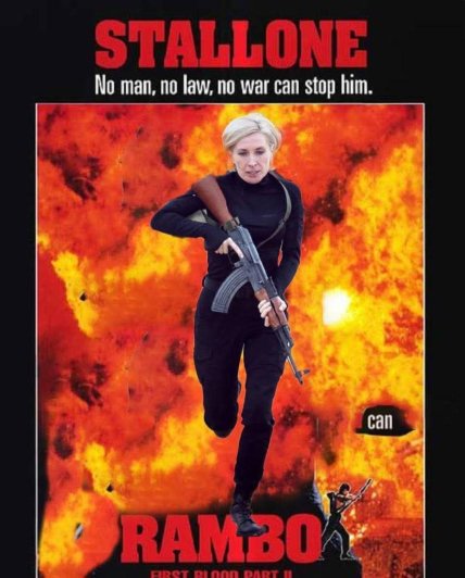 Верещук з автоматом стала зіркою мережі: українці роблять меми та жартують Верещук з автоматом стала зіркою мережі: українці роблять меми та жартують