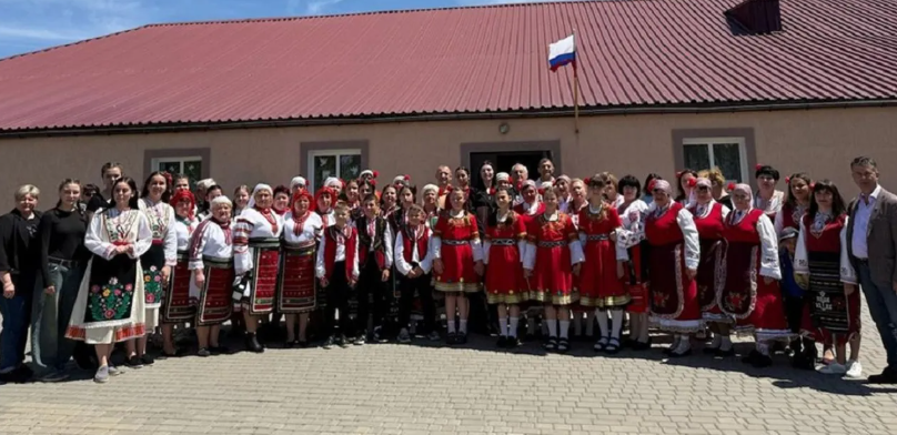На ТОТ росіяни зганяли школярів на святкування "дня словʼянської культури" - ЦНС На ТОТ росіяни зганяли школярів на святкування "дня словʼянської культури" - ЦНС