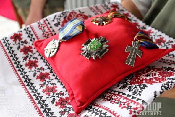 На Житомирщині попрощались з Героєм На Житомирщині попрощались з Героєм