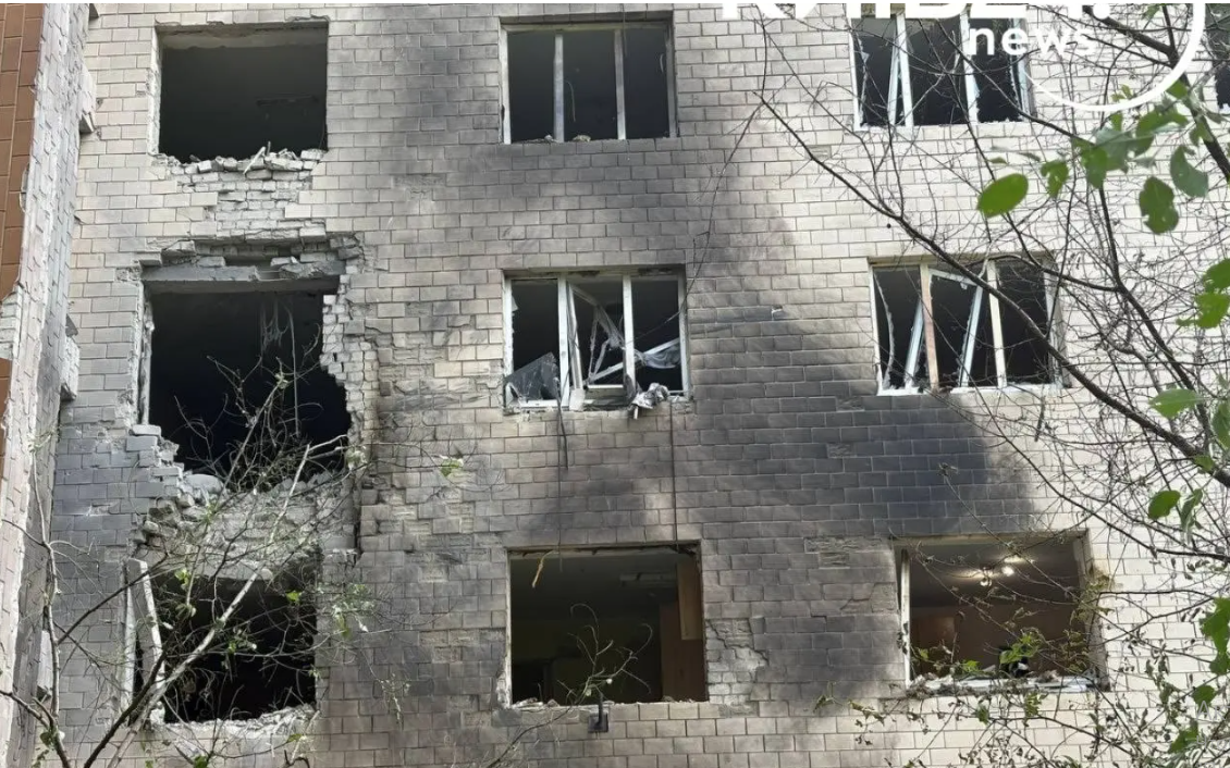 Під час нічної атаки постраждали гуртожитки КАІ Під час нічної атаки постраждали гуртожитки КАІ