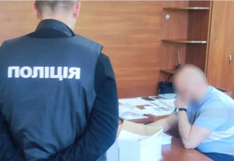 Вінницька поліція повідомила підозру через привласнення коштів «Укрзалізниці» Вінницька поліція повідомила підозру через привласнення коштів «Укрзалізниці»