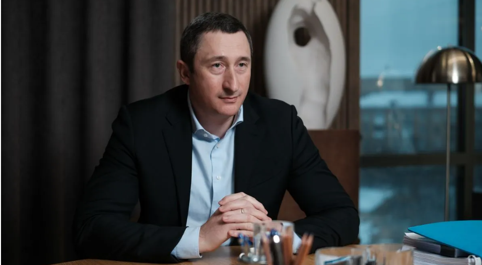 «Було багато чуток»: віцепрем'єр-міністр «утікач» Чернишов сам прибув до НАБУ та зробив заяву «Було багато чуток»: віцепрем'єр-міністр «утікач» Чернишов сам прибув до НАБУ та зробив заяву