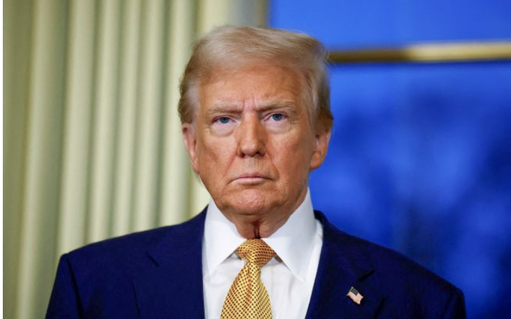 "Це кінець війни": Трамп зробив заяву про Ізраїль та Іран, але удари тривають "Це кінець війни": Трамп зробив заяву про Ізраїль та Іран, але удари тривають