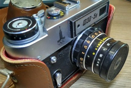 Як виглядає фотоапарат ФЕД-5В