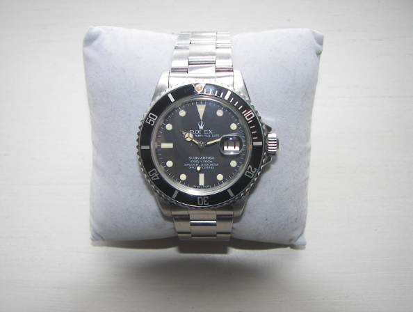 Сравнение Rolex Submariner и Omega Seamaster: кто победит? Сравнение Rolex Submariner и Omega Seamaster: кто победит?