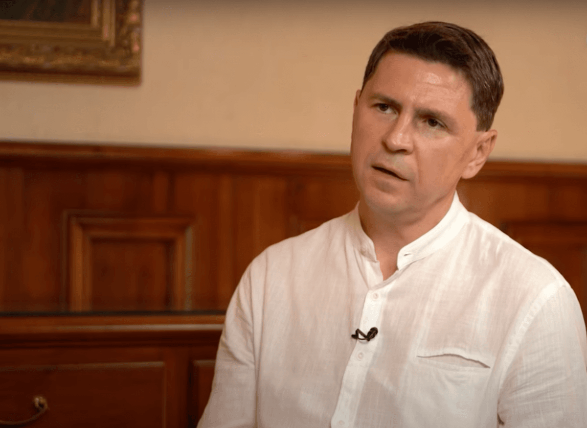 Подоляк сказав, що замороження по лінії фронту є одним із сценаріїв завершення війни, які розглядаються / скріншот Подоляк сказав, що замороження по лінії фронту є одним із сценаріїв завершення війни, які розглядаються / скріншот