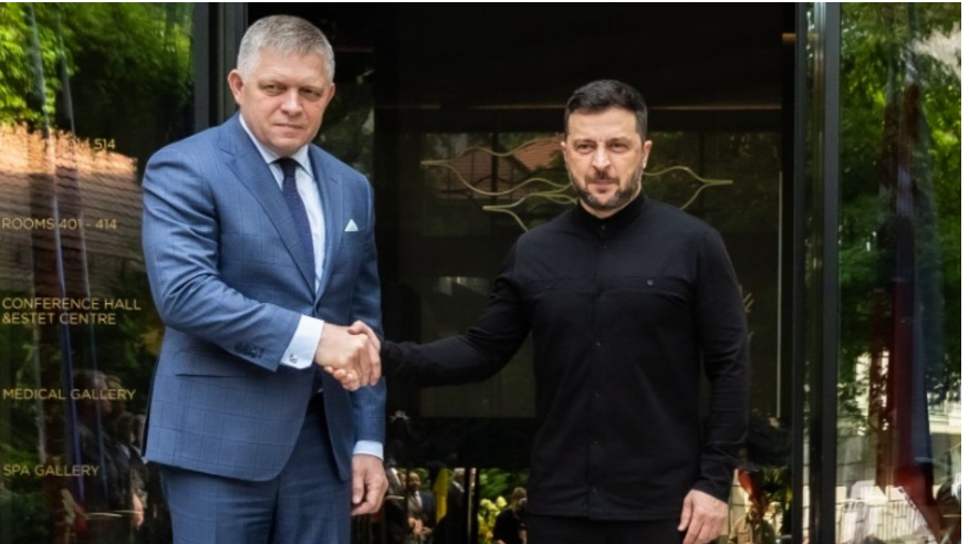 Зеленський та Фіцо зустрілися, обговорили нагальні питання,- погляд західнихЗМІ Зеленський та Фіцо зустрілися, обговорили нагальні питання,- погляд західнихЗМІ