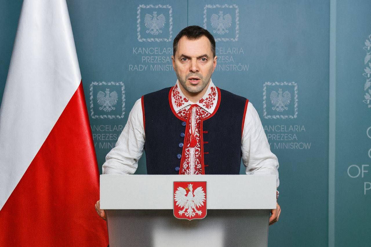 Третя світова та 5 стаття НАТО: у мережі жартують про російські дрони в Польщі Третя світова та 5 стаття НАТО: у мережі жартують про російські дрони в Польщі