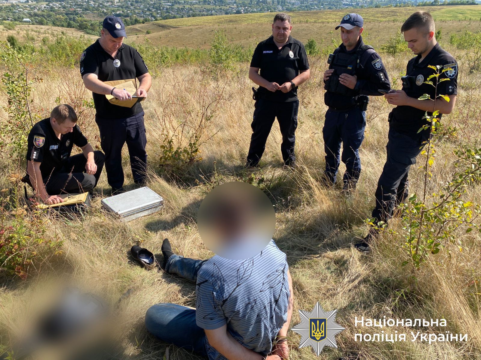 Різанина в Шаргороді: хто винний у страшному вбивстві двох школярів Різанина в Шаргороді: хто винний у страшному вбивстві двох школярів