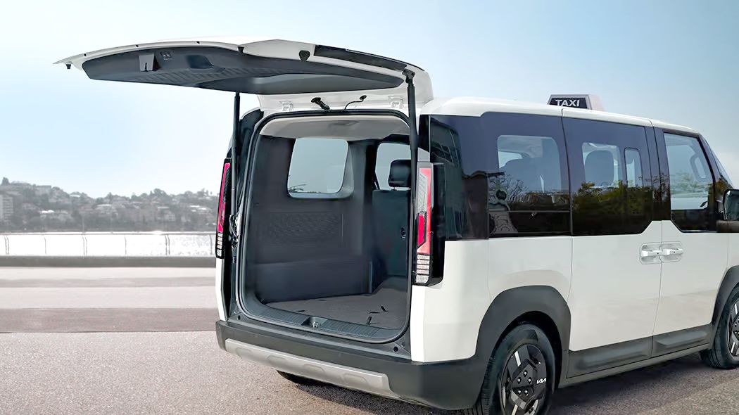 Kia випустила електричний мінівен PV5 для таксі: скільки коштує Kia випустила електричний мінівен PV5 для таксі: скільки коштує